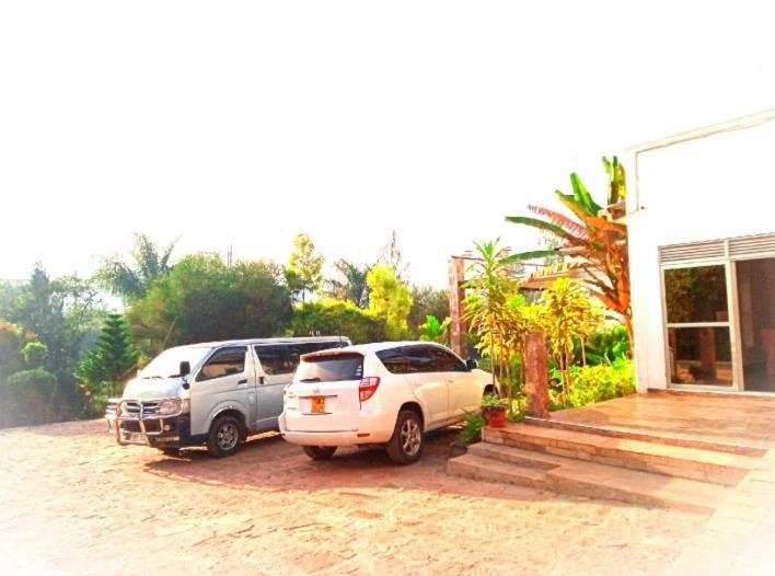Riverside Resort Hotel Kabale المظهر الخارجي الصورة